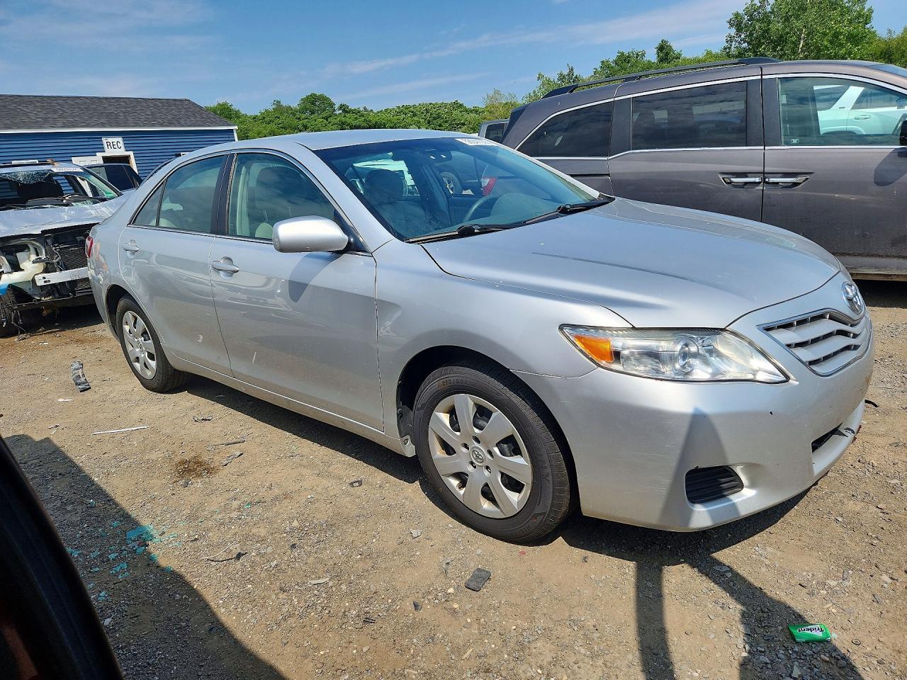 2010 TOYOTA CAMRY
