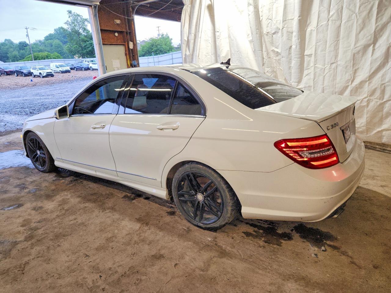 2012 MERCEDES-BENZ C-CLASS