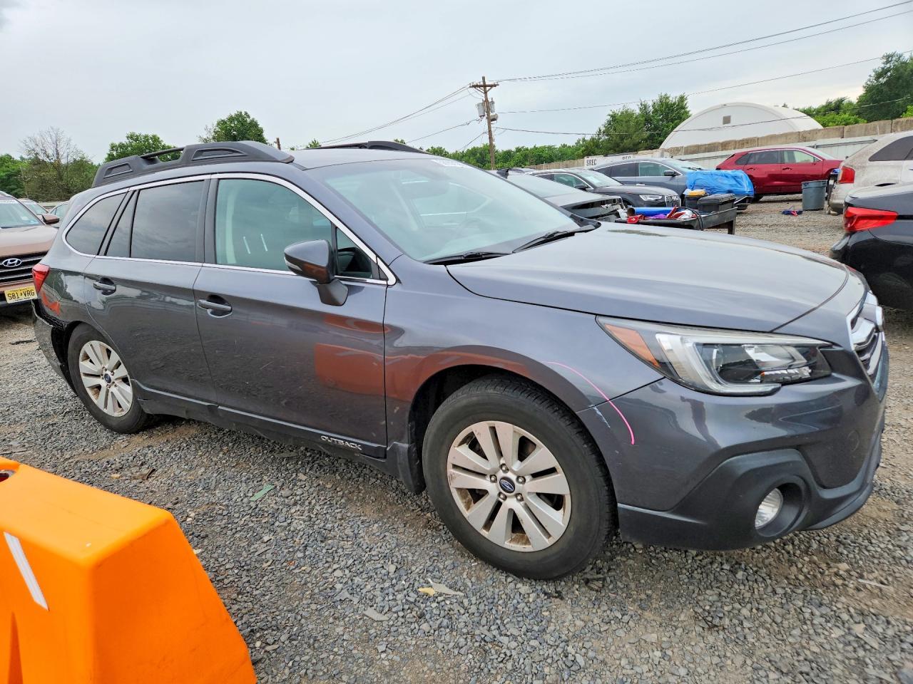2018 SUBARU Outback