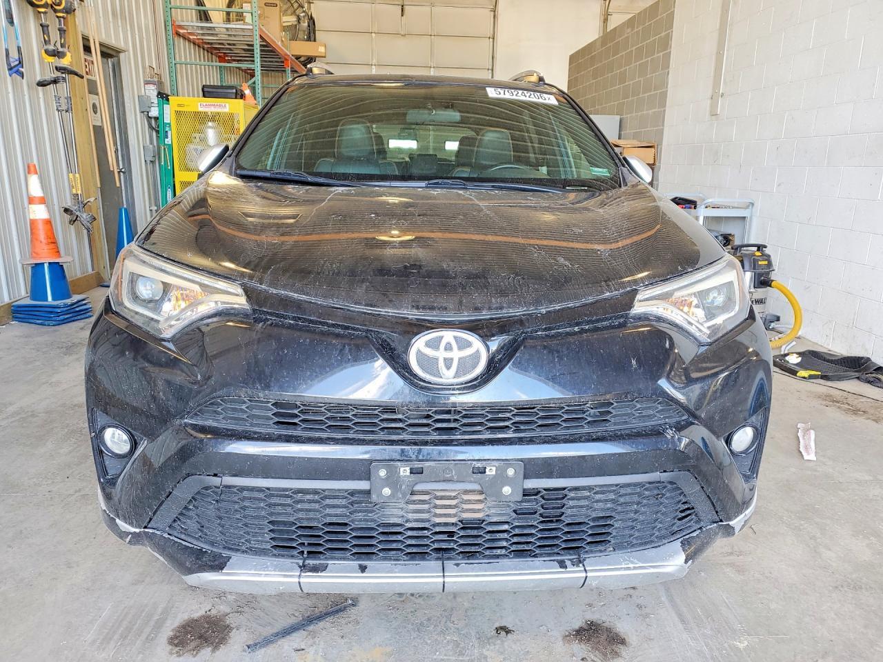 2016 TOYOTA RAV4