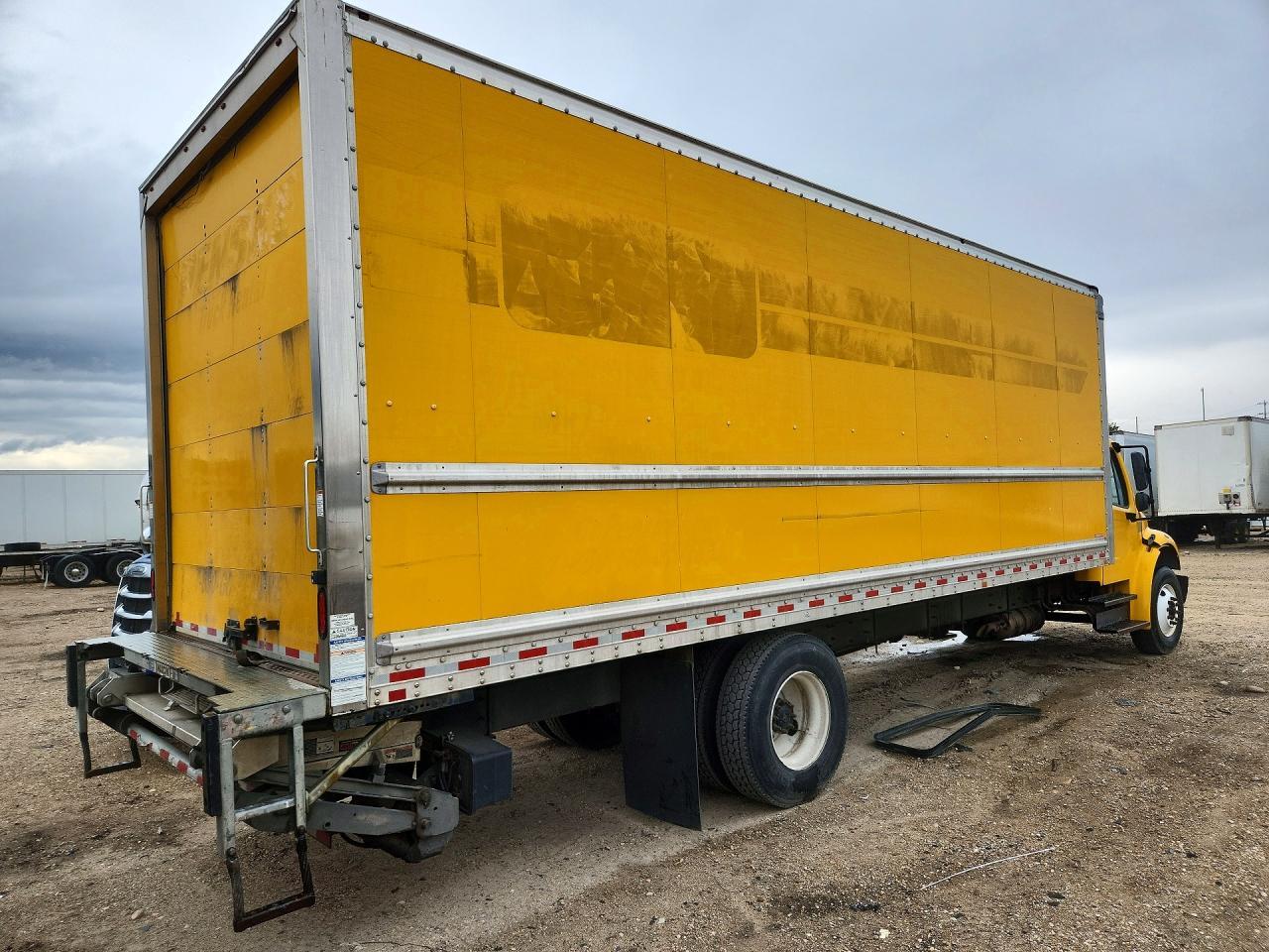 2020 FREIGHTLINER M2 106