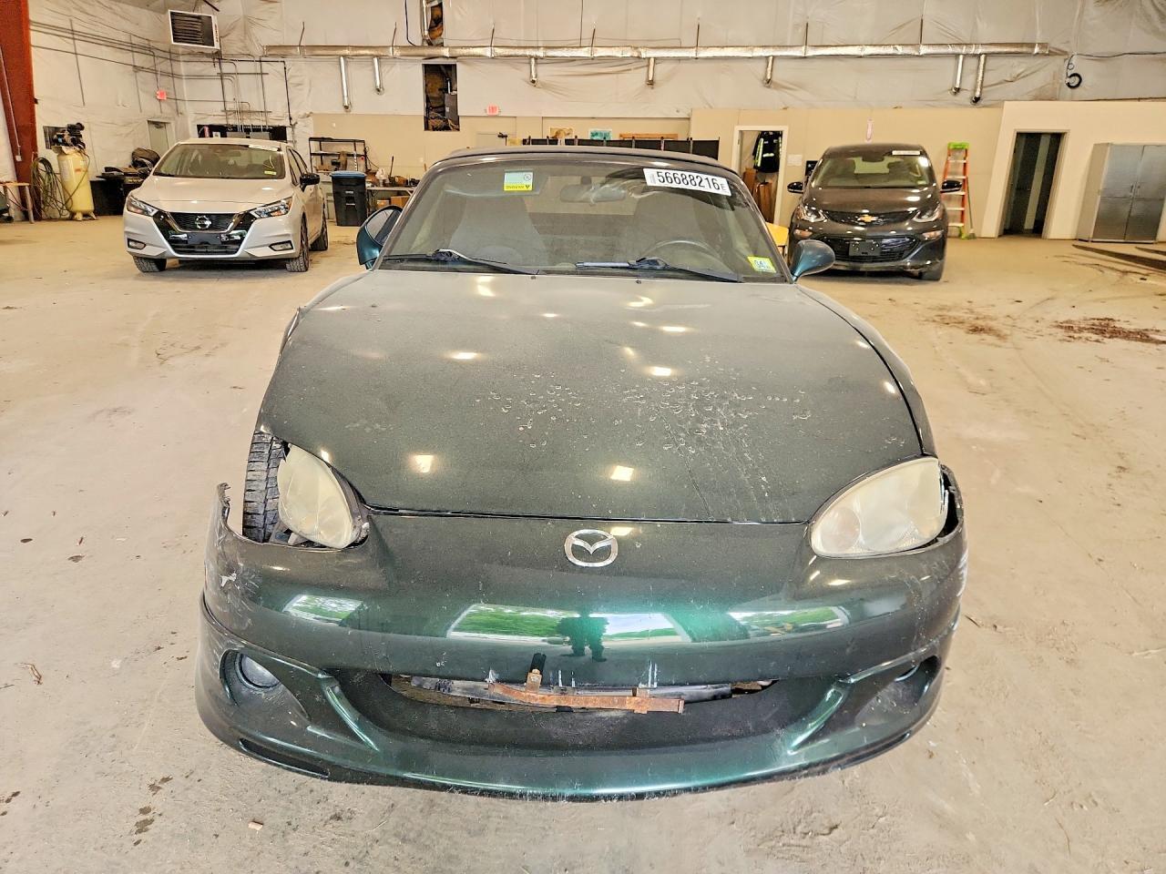 2004 MAZDA MX-5 Miata
