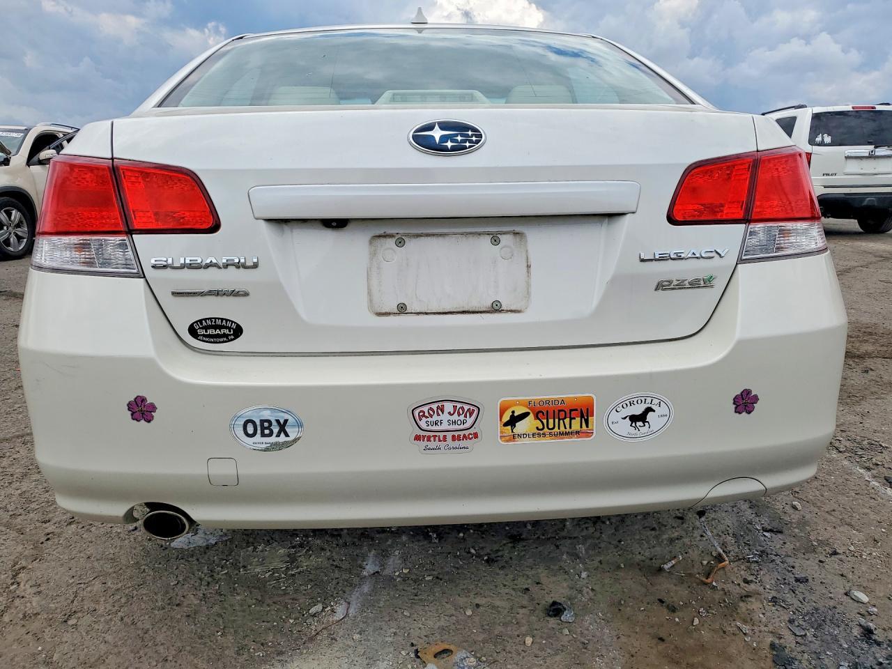 2014 SUBARU Legacy