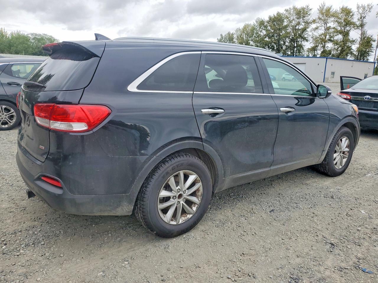 2016 KIA SORENTO