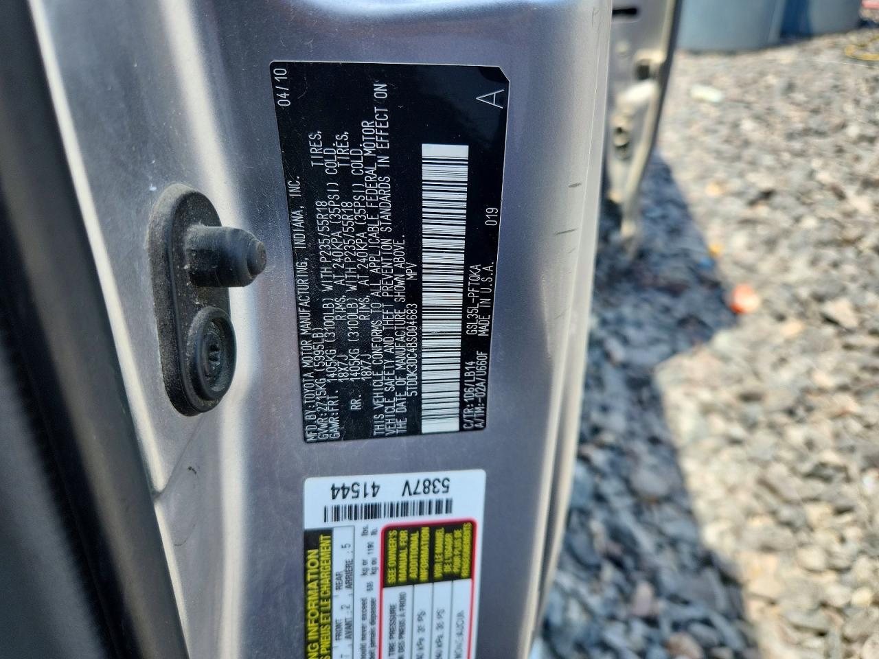 2011 TOYOTA SIENNA