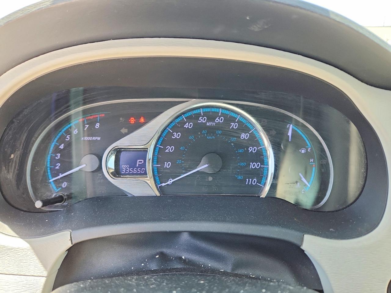 2012 TOYOTA SIENNA