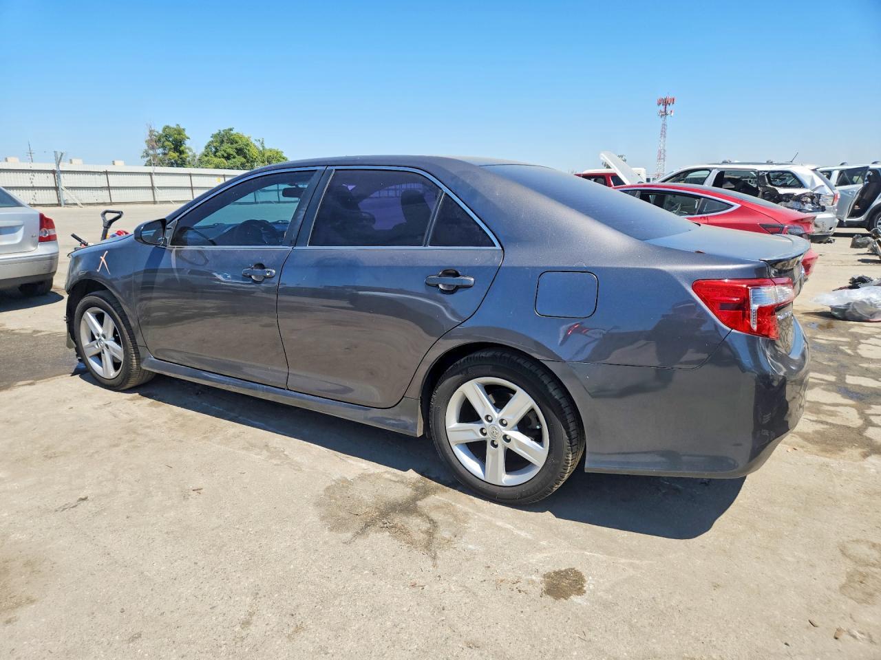 2013 TOYOTA CAMRY