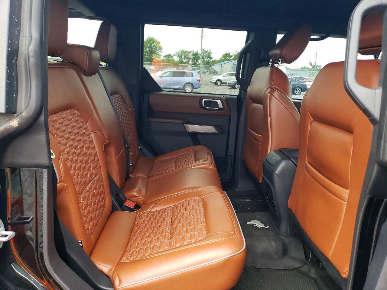 2023 FORD Bronco
