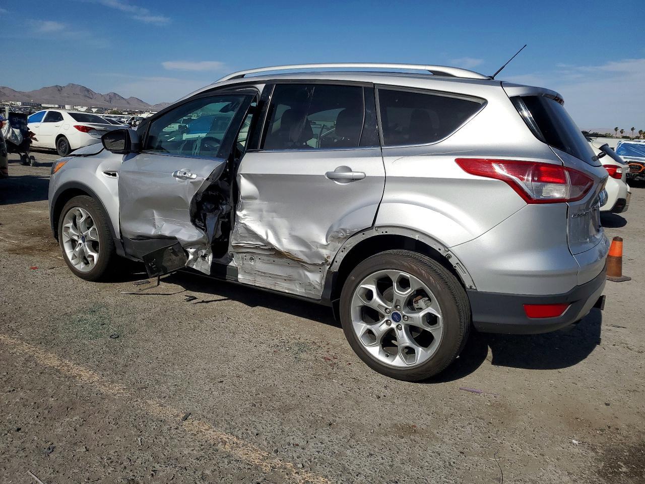 2015 FORD ESCAPE