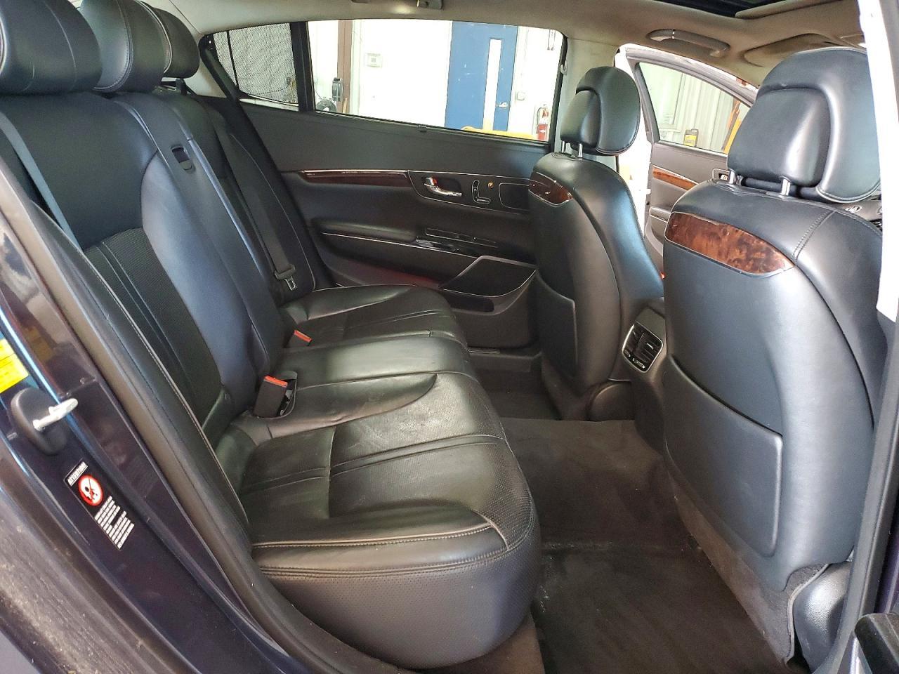 2015 KIA K900