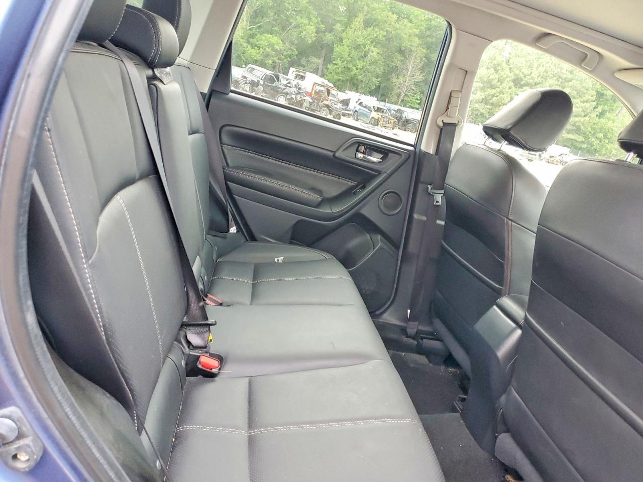 2017 SUBARU FORESTER