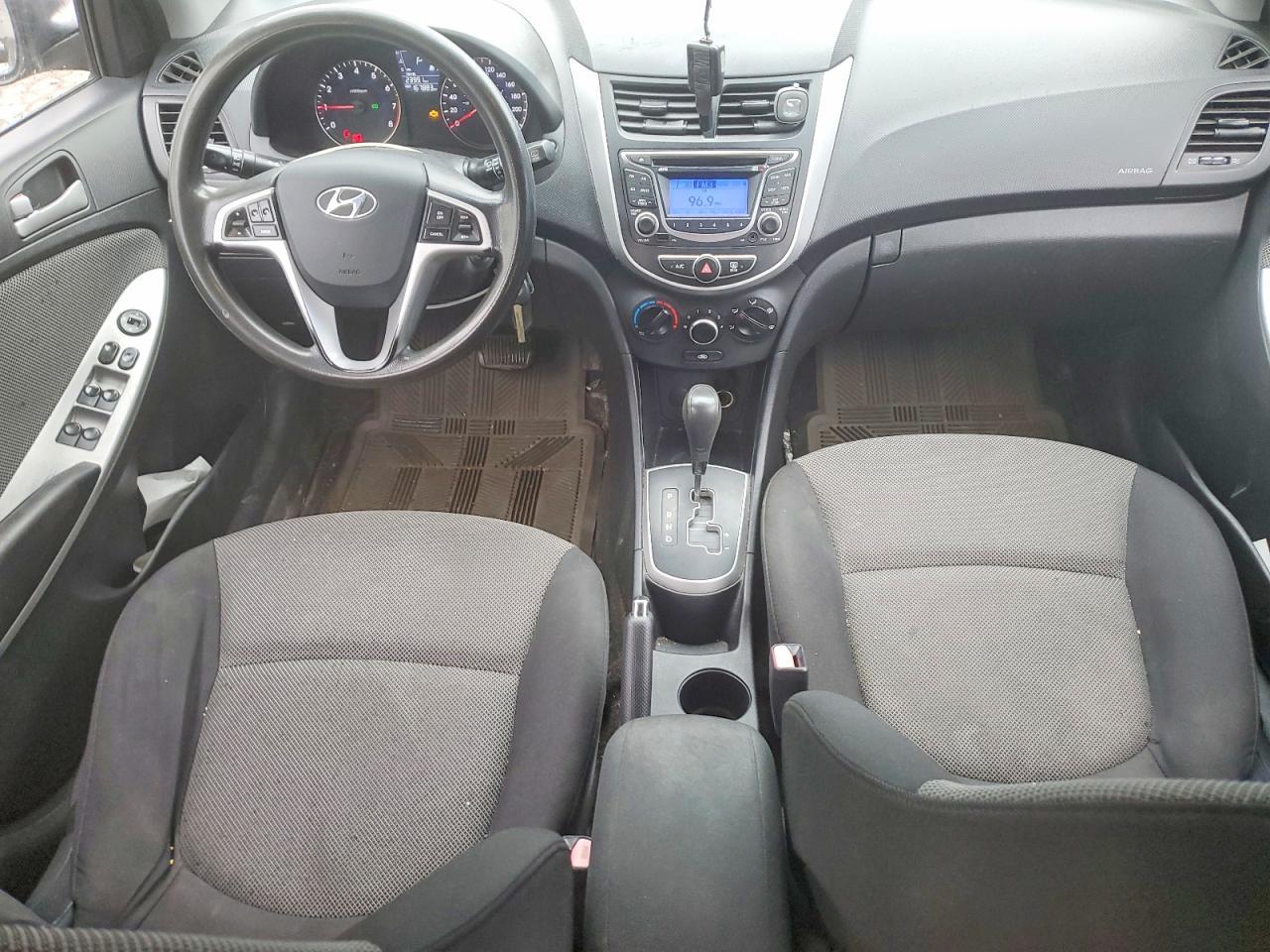 2012 HYUNDAI ACCENT