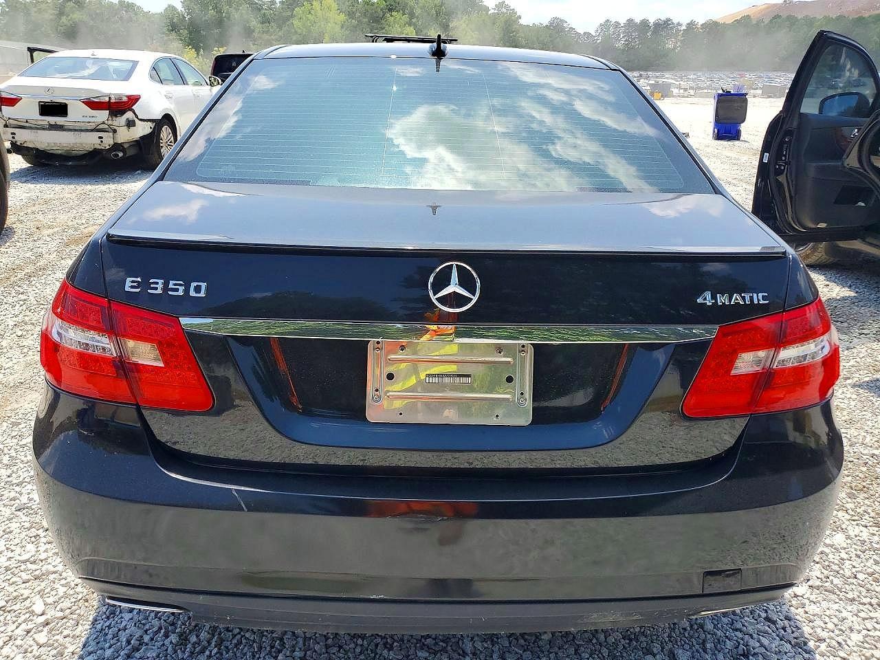 2010 MERCEDES-BENZ E-Class