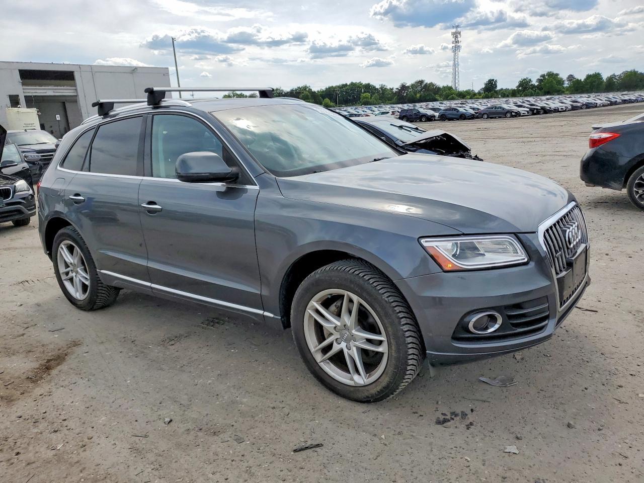 2015 AUDI Q5