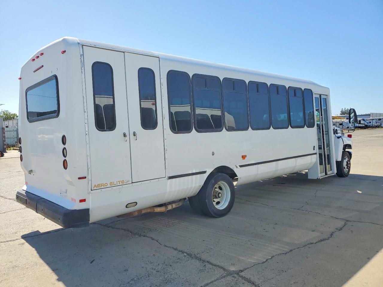 2009 CHEVROLET C5500