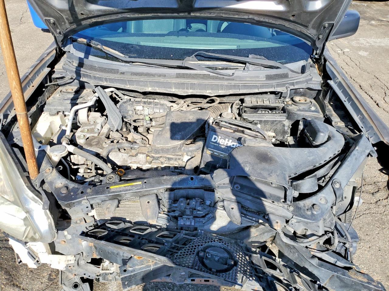 2014 NISSAN ROGUE
