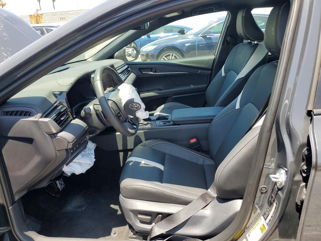2026 TOYOTA CAMRY