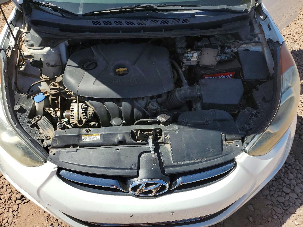2012 HYUNDAI ELANTRA