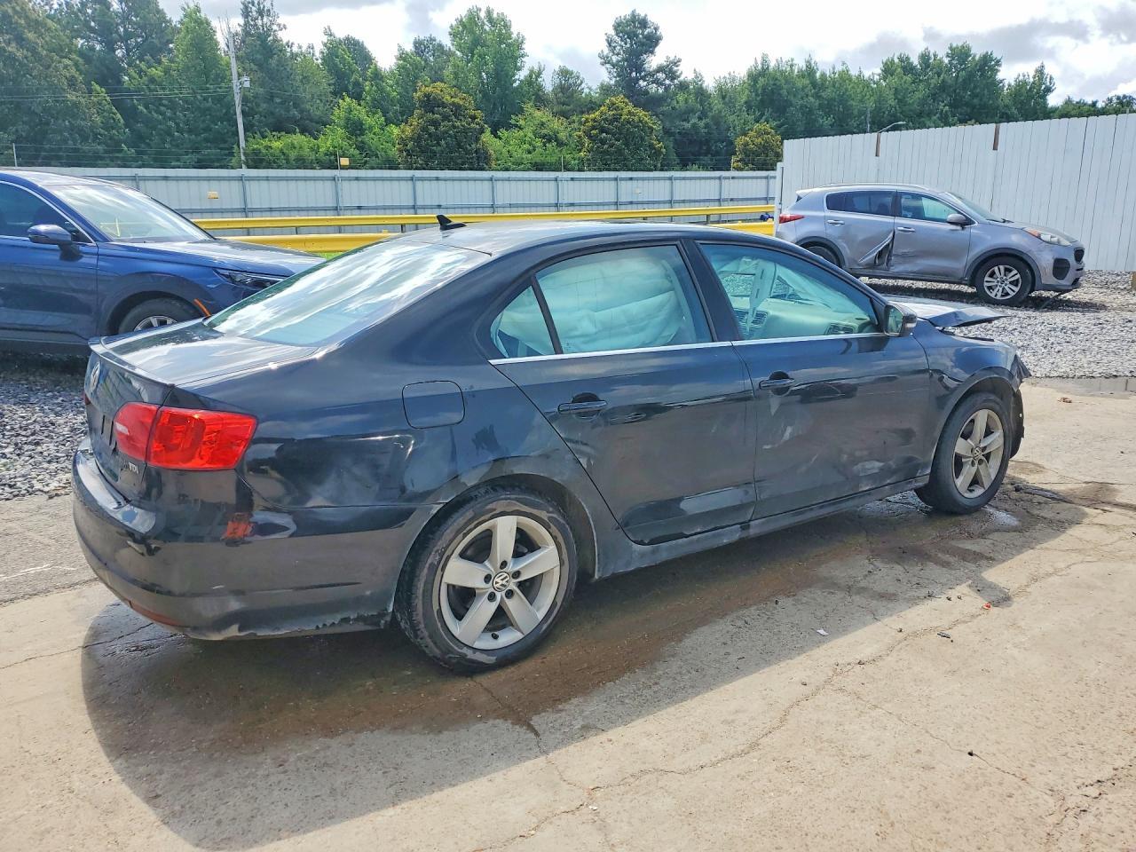 2014 VOLKSWAGEN JETTA