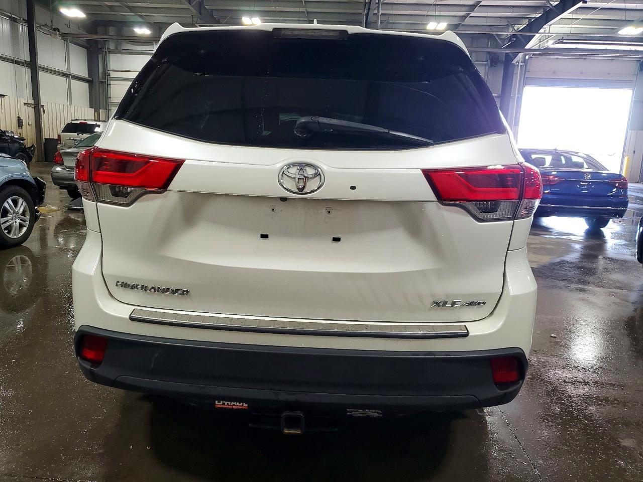 2019 TOYOTA HIGHLANDER