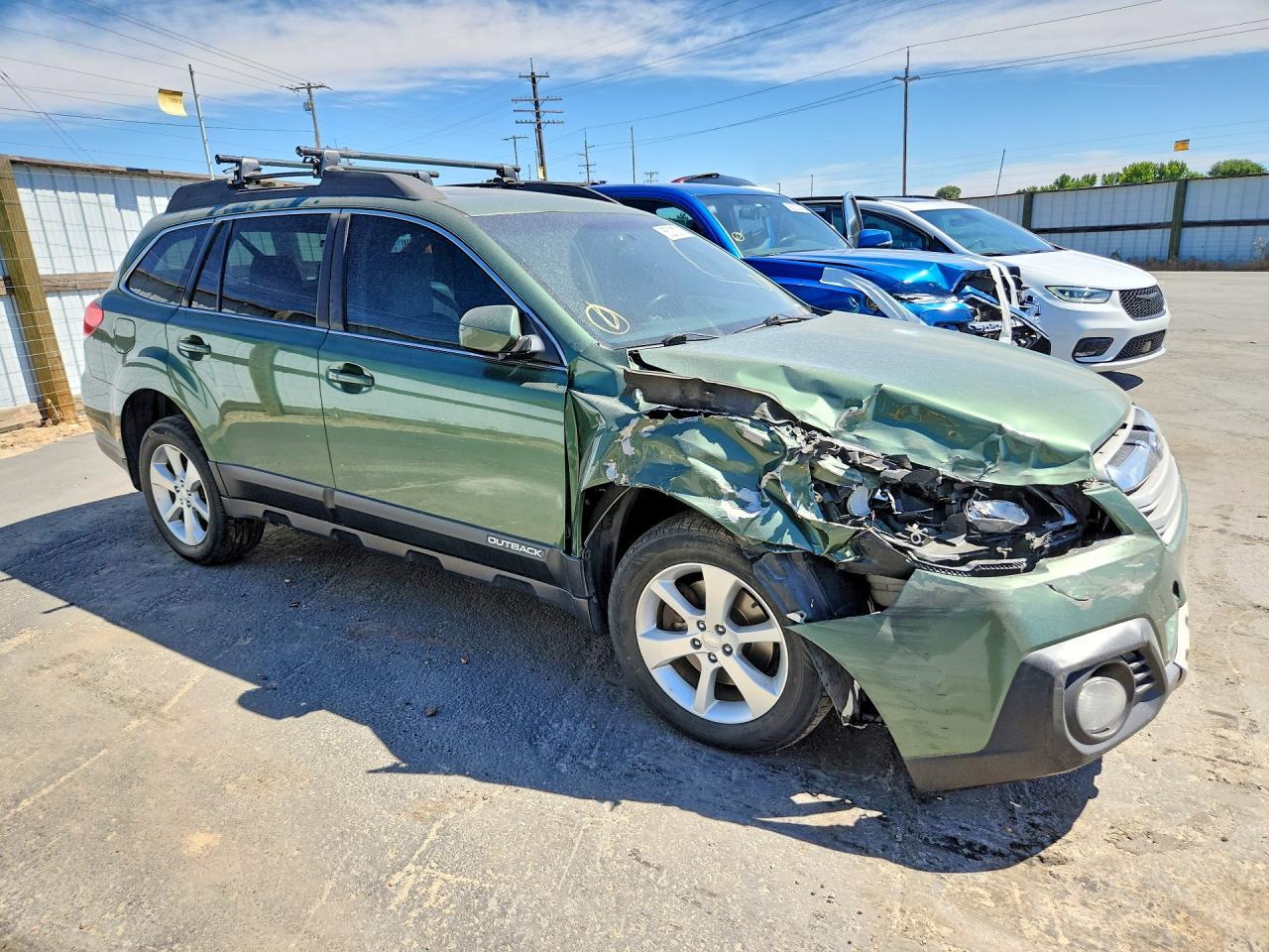 2013 SUBARU Outback