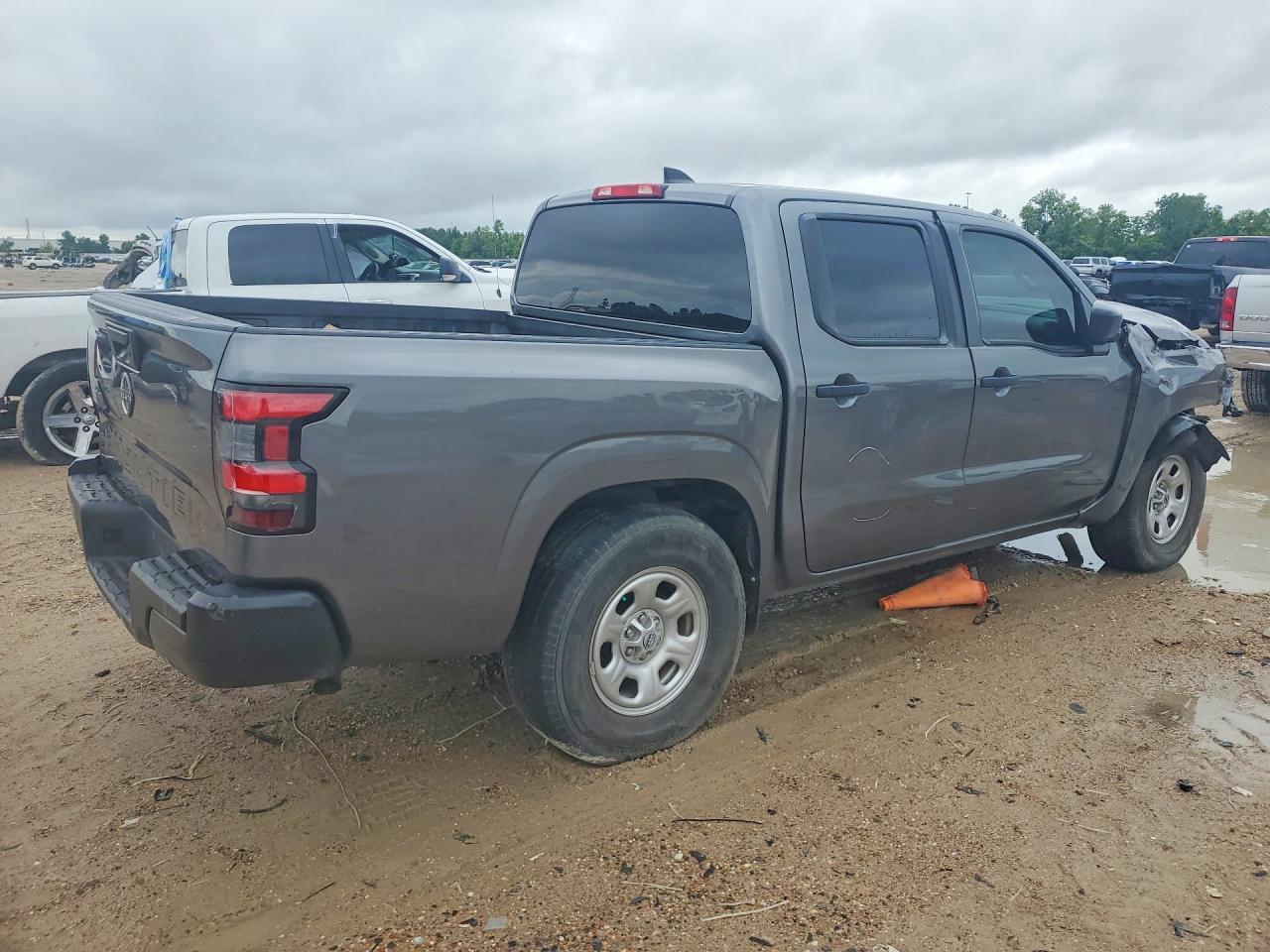 2023 NISSAN Frontier