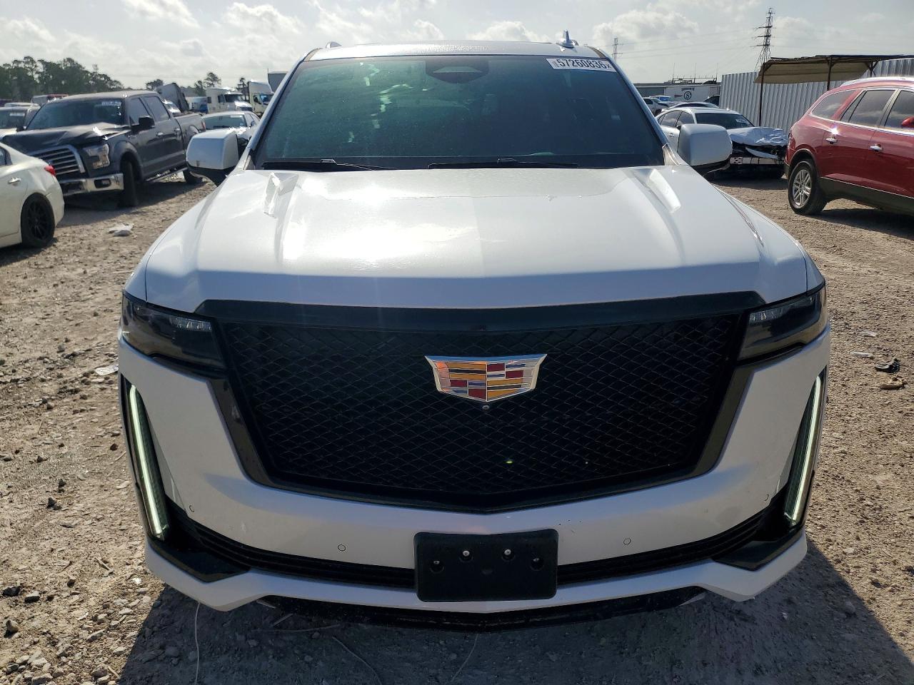 2021 CADILLAC Escalade ESV