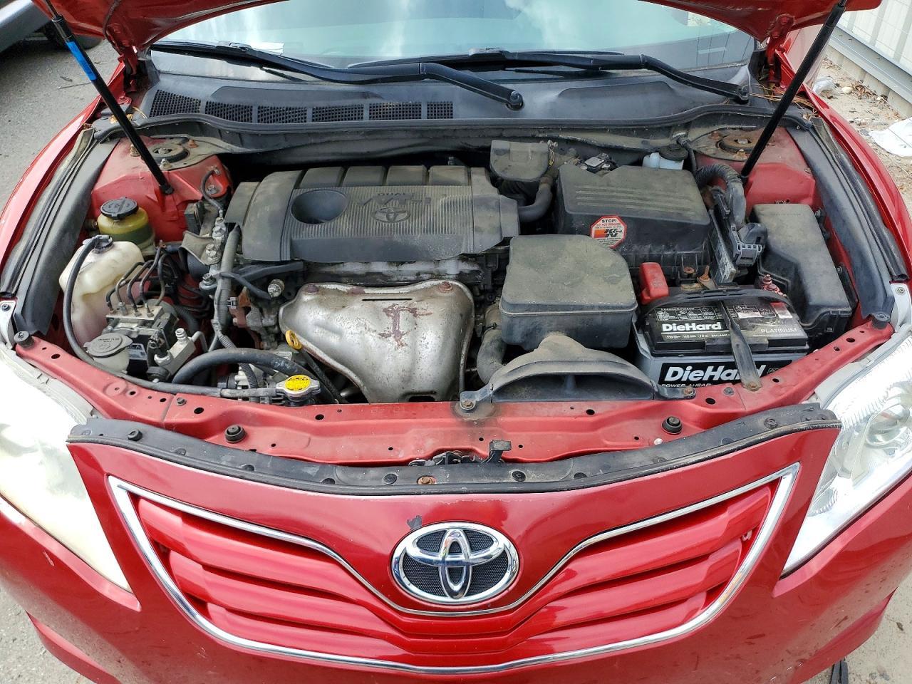 2011 TOYOTA CAMRY