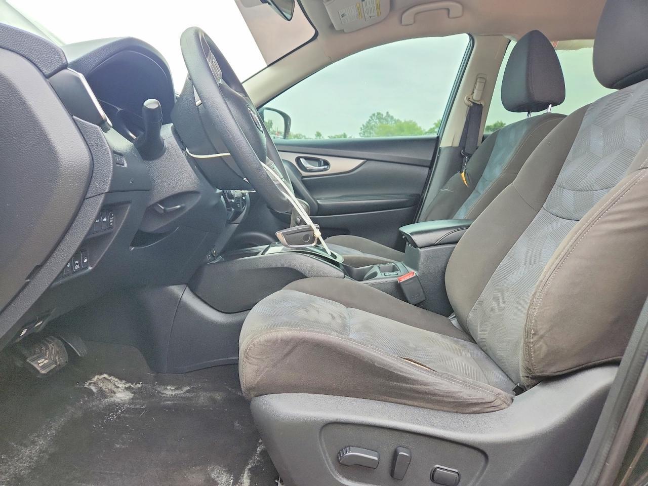 2016 NISSAN ROGUE