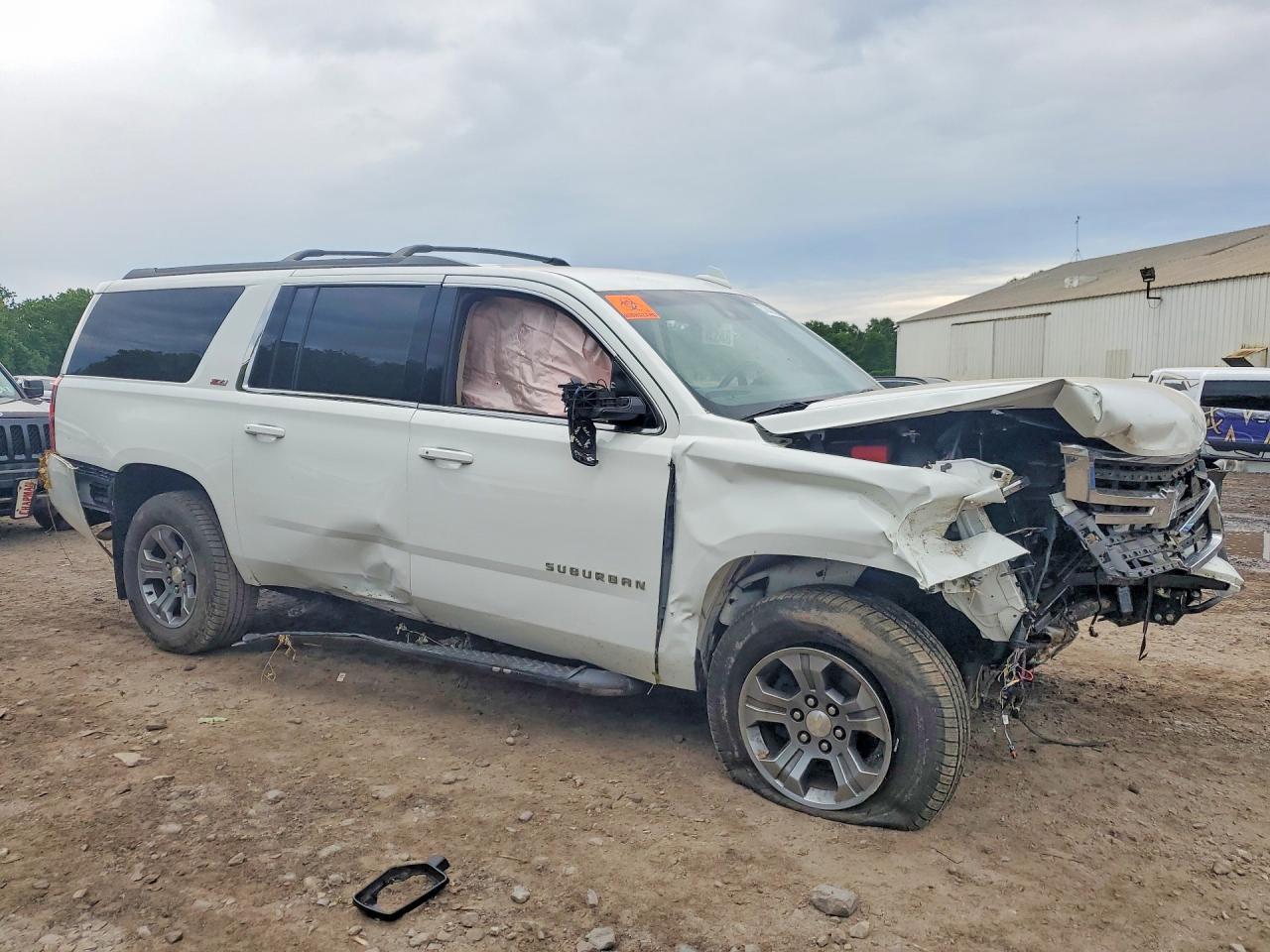 2018 CHEVROLET Suburban