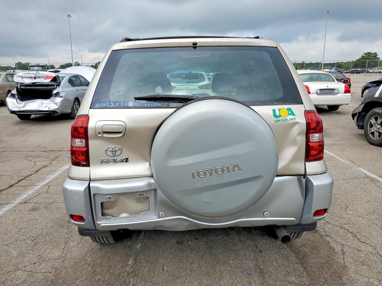 2004 TOYOTA RAV4
