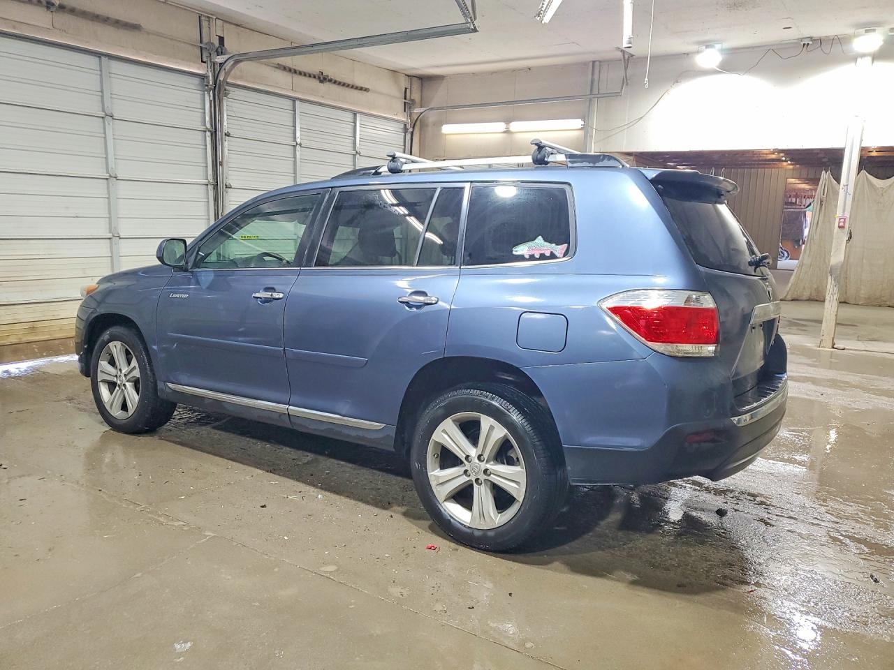 2012 TOYOTA HIGHLANDER
