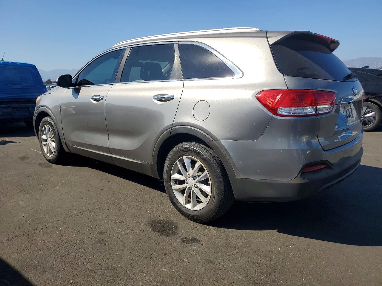 2016 KIA SORENTO
