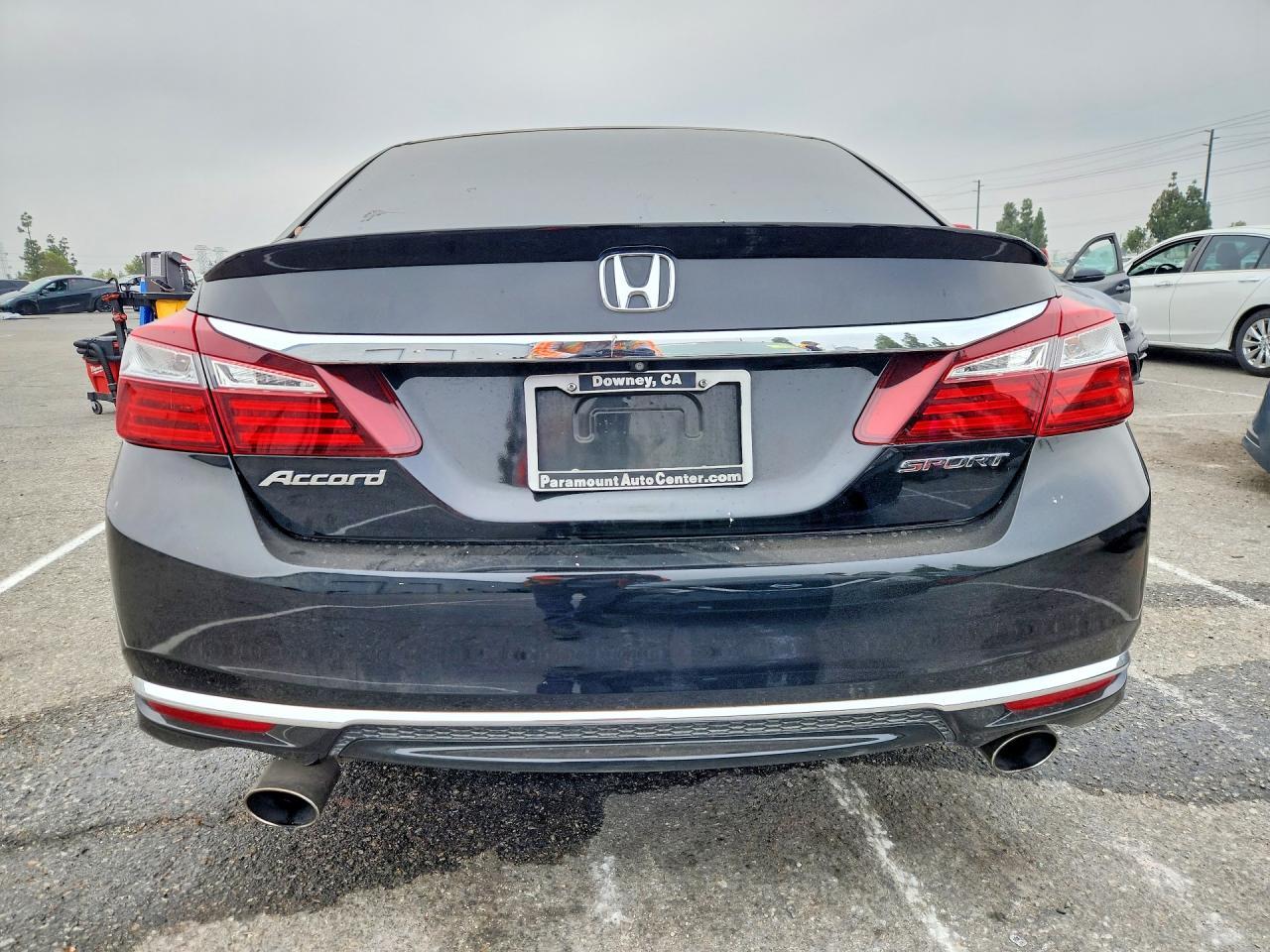 2017 HONDA ACCORD