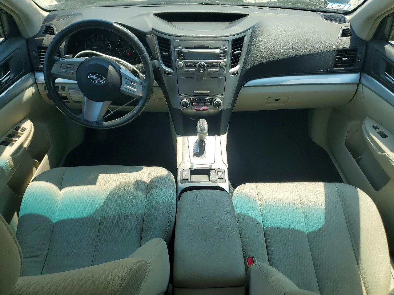 2010 SUBARU Outback