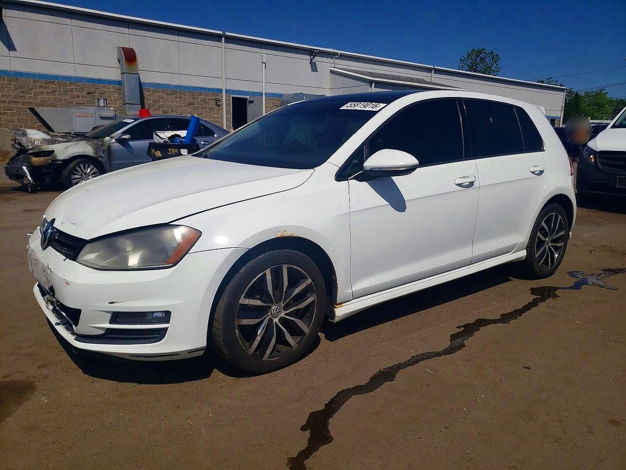 2015 VOLKSWAGEN GOLF