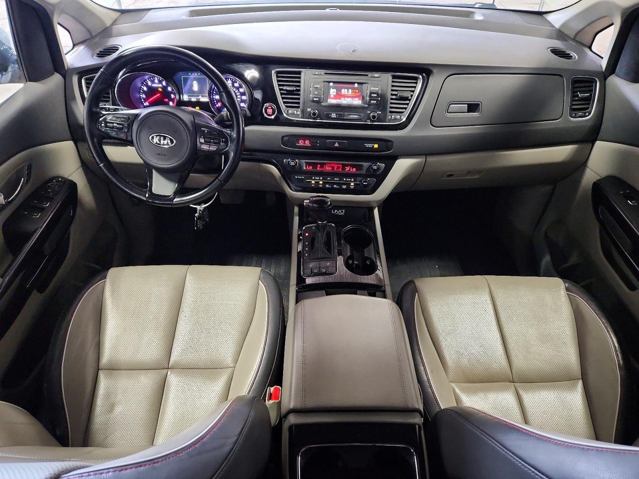2016 KIA SEDONA