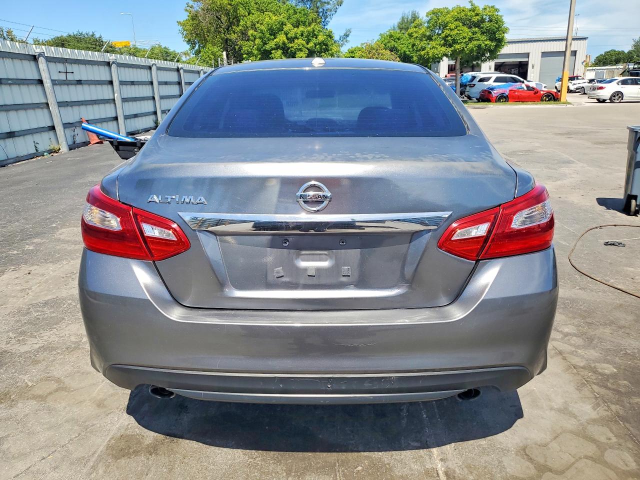 2017 NISSAN ALTIMA