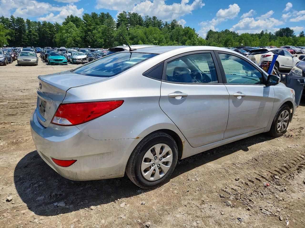 2016 HYUNDAI ACCENT