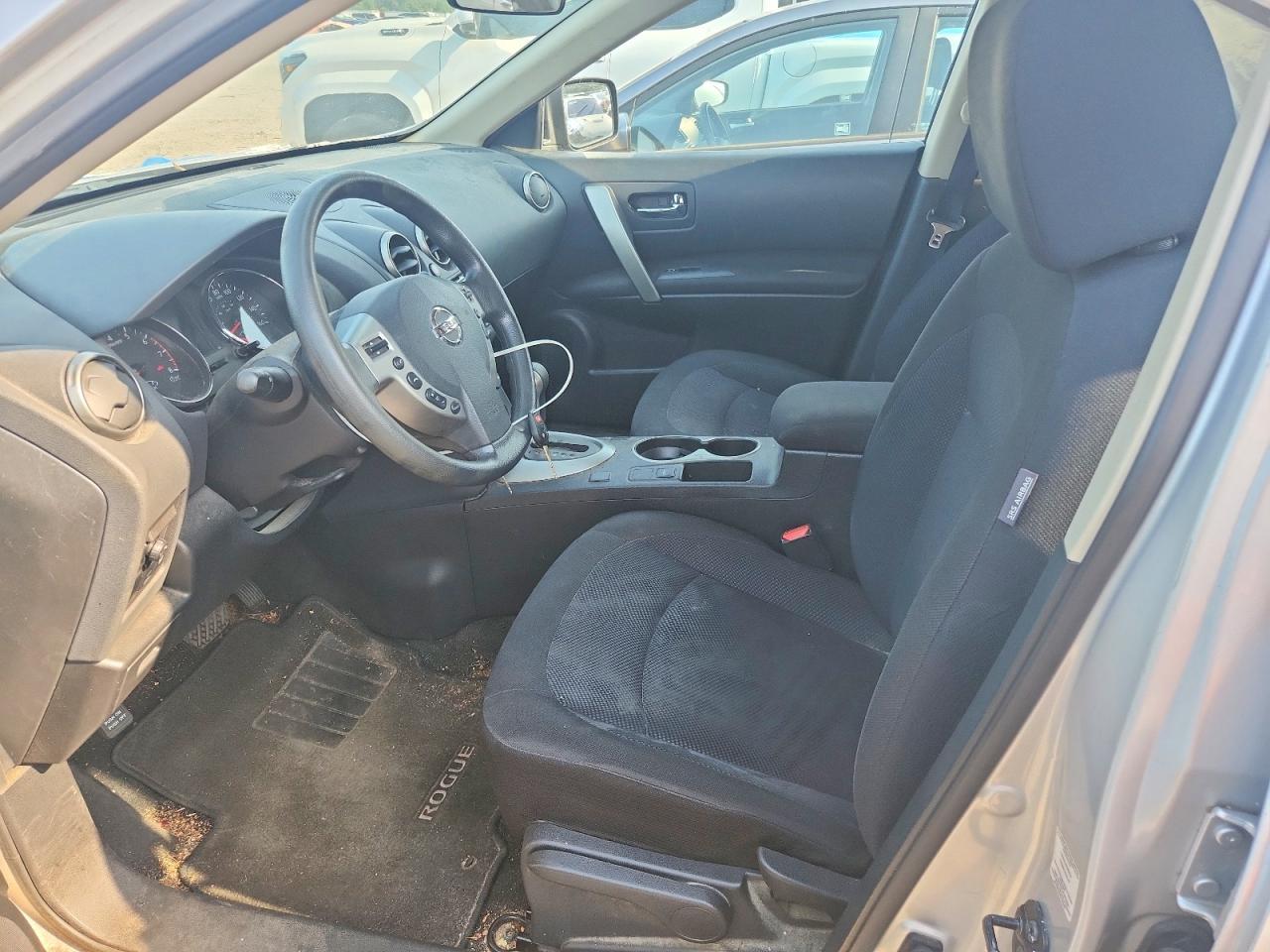 2014 NISSAN ROGUE