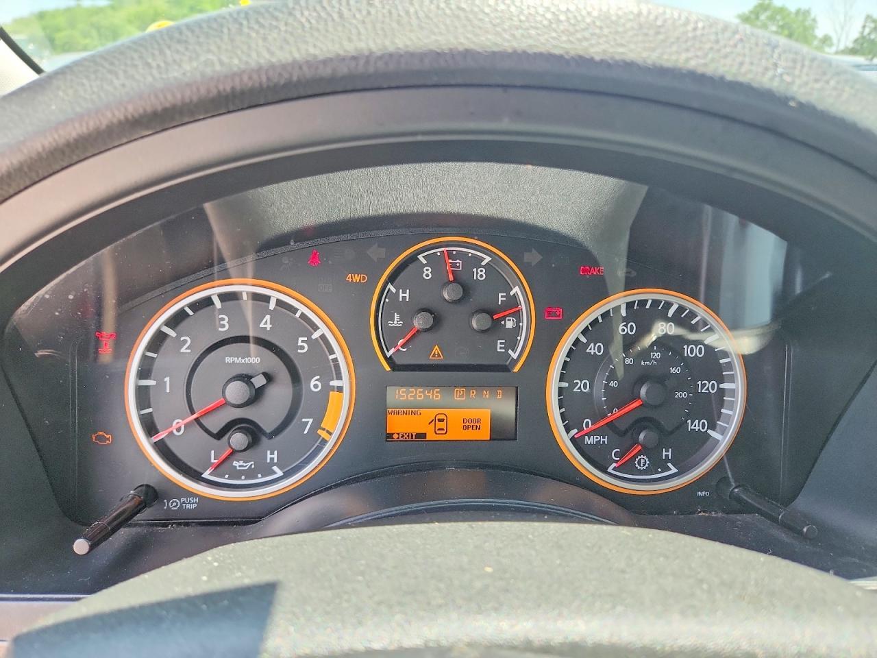 2013 NISSAN Armada