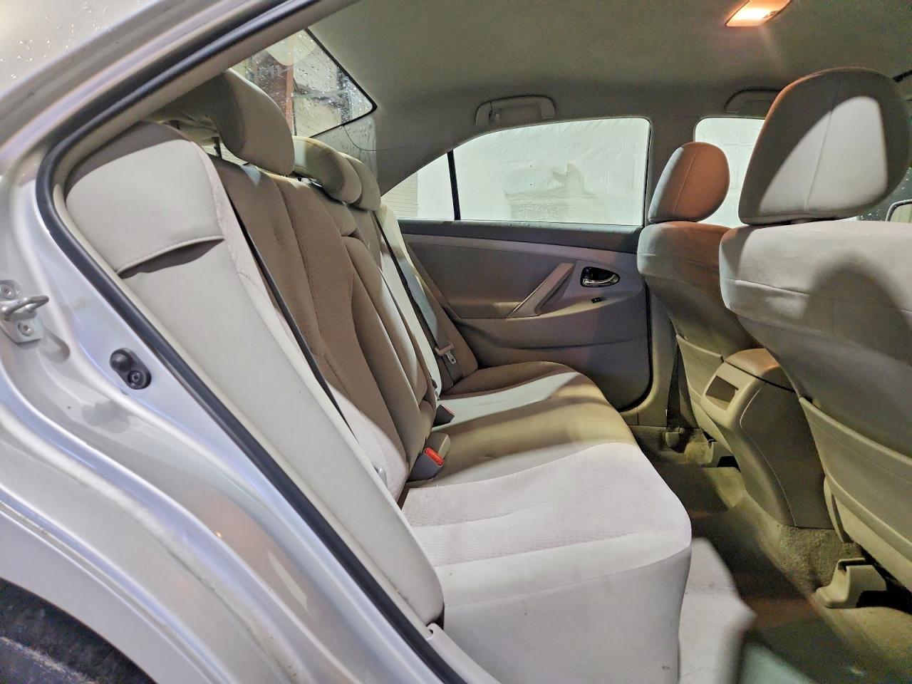 2011 TOYOTA CAMRY