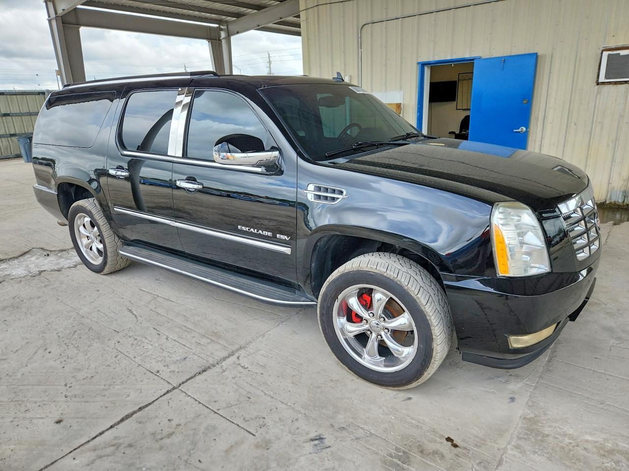 2013 CADILLAC Escalade ESV