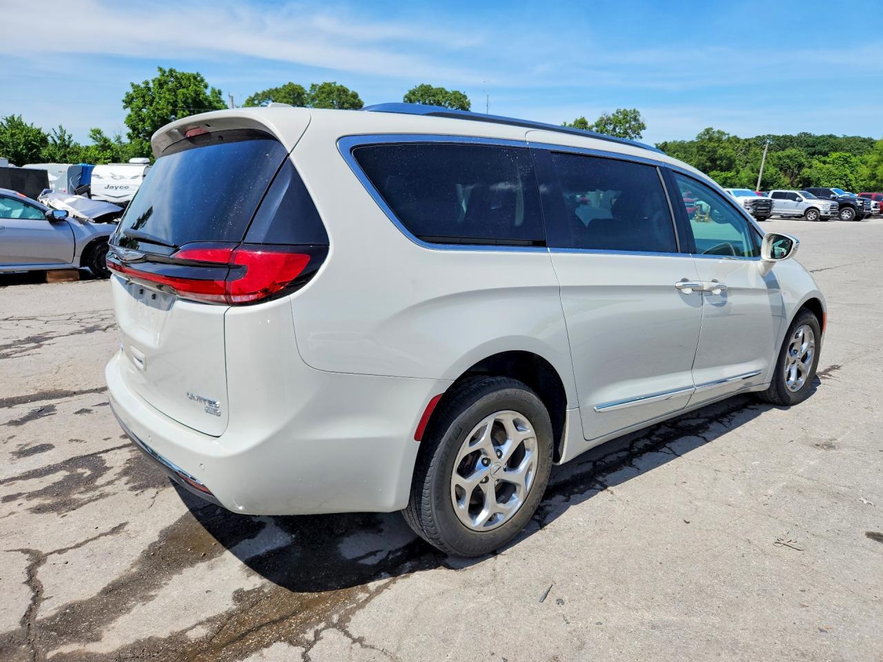 2021 CHRYSLER Pacifica