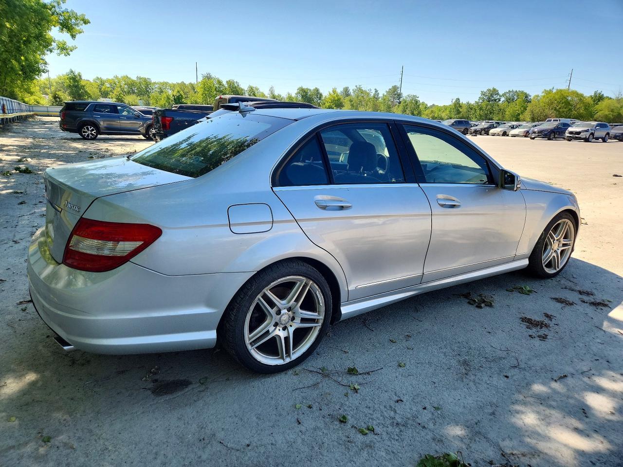 2011 MERCEDES-BENZ C-CLASS