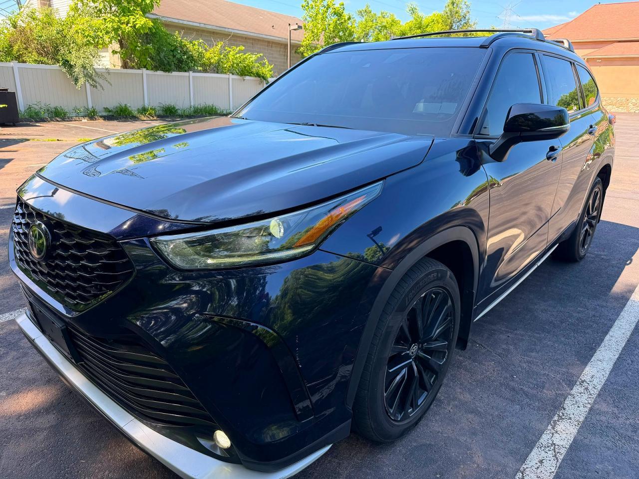 2023 TOYOTA HIGHLANDER