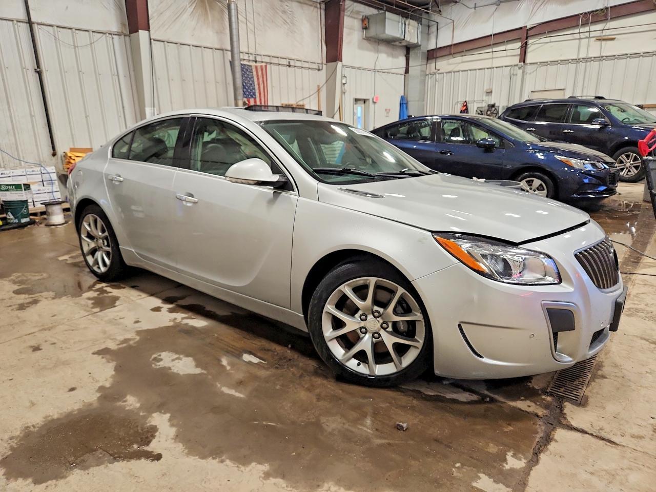 2012 BUICK Regal
