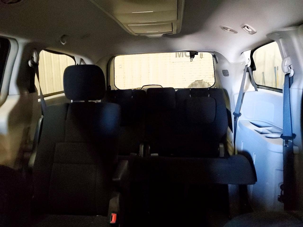 2011 CHRYSLER Town & Country