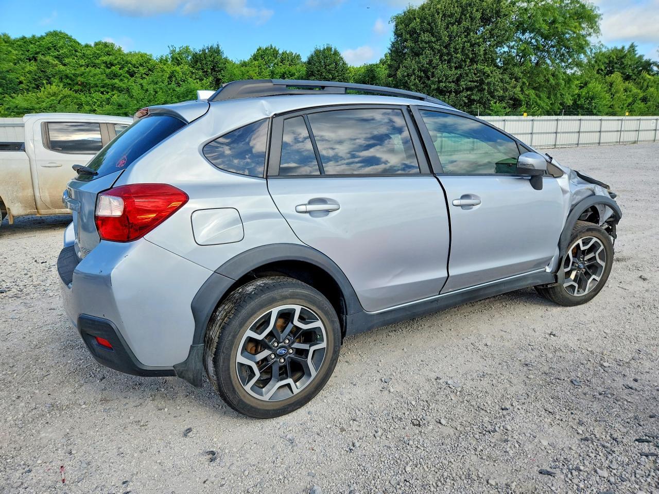 2017 SUBARU Crosstrek