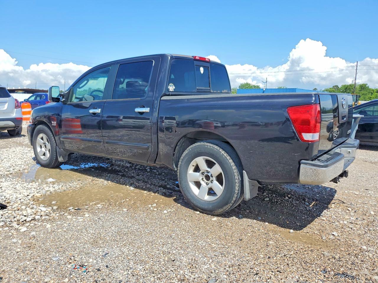 2004 NISSAN Titan